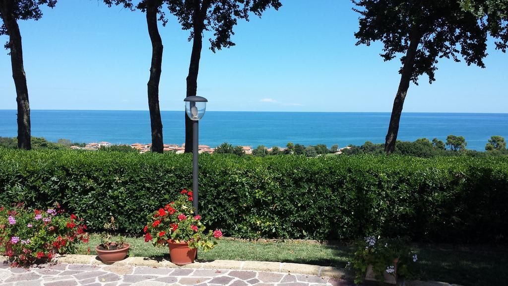 Вилла Ristorante Country House Isolabelgatto Фано Экстерьер фото