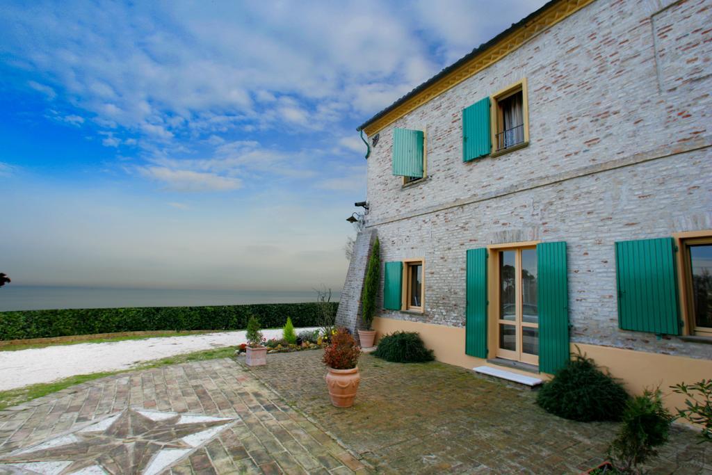 Вилла Ristorante Country House Isolabelgatto Фано Экстерьер фото